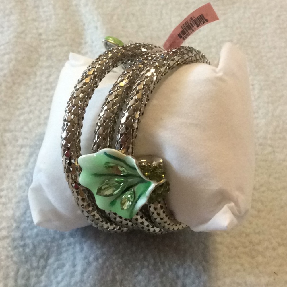 Rap around flower bracelet